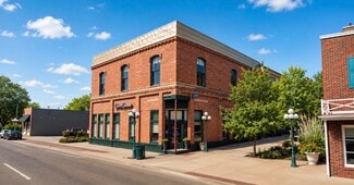 Monmouth, IL Retail - 112 S 1st St