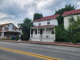 Harrisburg, PA Apartments - 5938 Linglestown Rd
