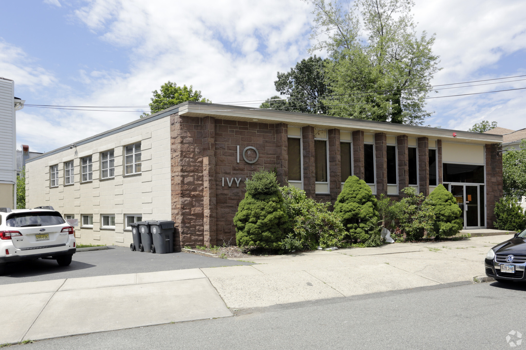 10 W Ivy Ln, Englewood, NJ for Rent