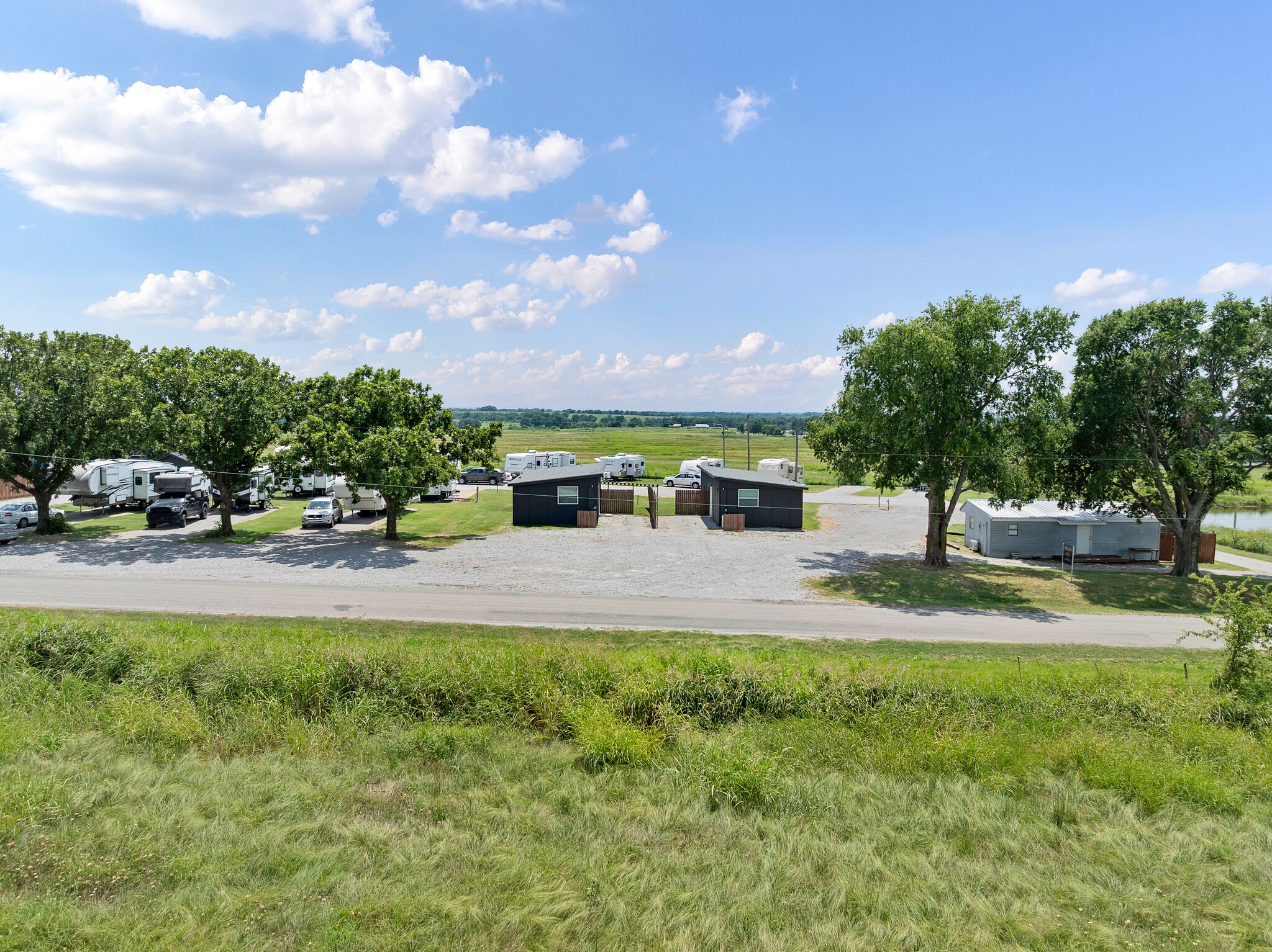 11889 Indian Trails Rd, Marietta, OK for Sale