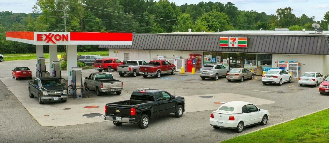 7535 Crab Thicket Rd, Gloucester, VA for Sale