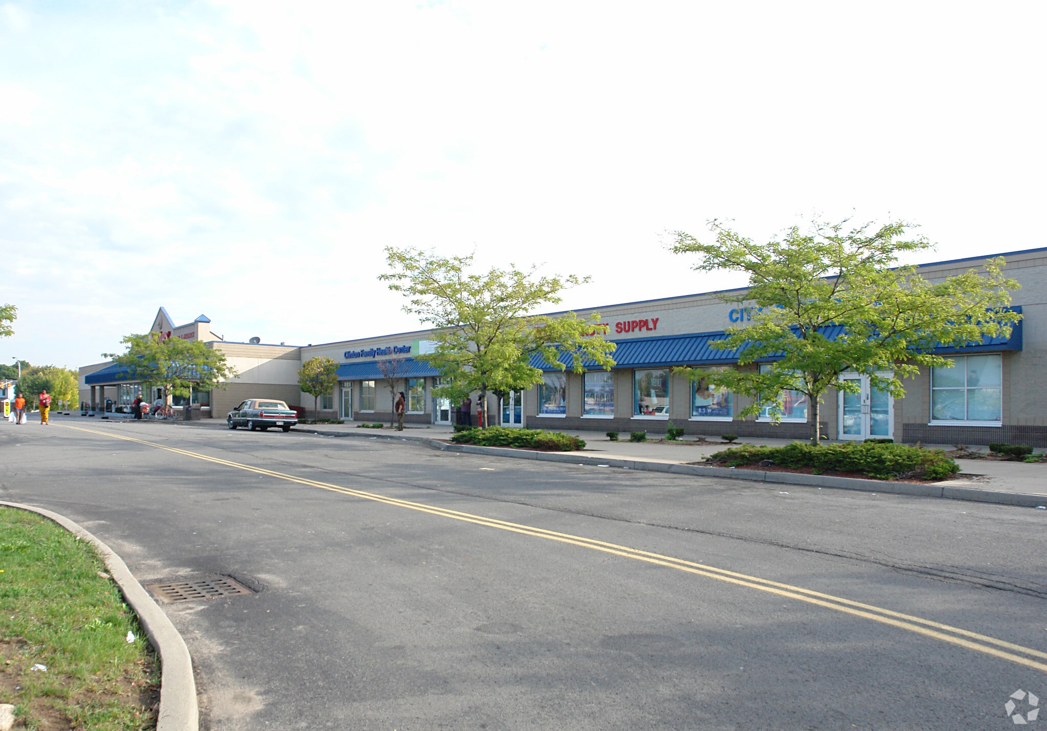 265-315 Upper Falls Blvd, Rochester, NY for Rent