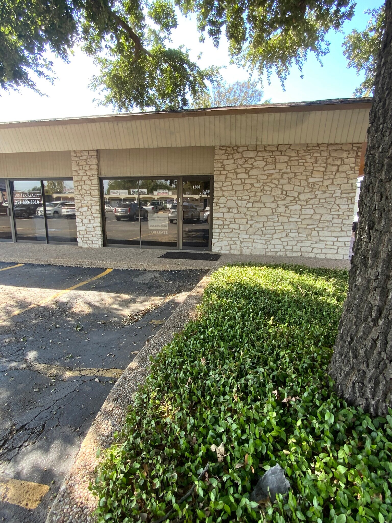 1214 S 31st St, Temple, TX for Rent