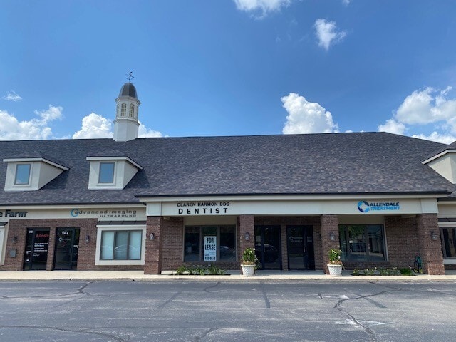 252 E Carmel Dr, Carmel, IN for Rent