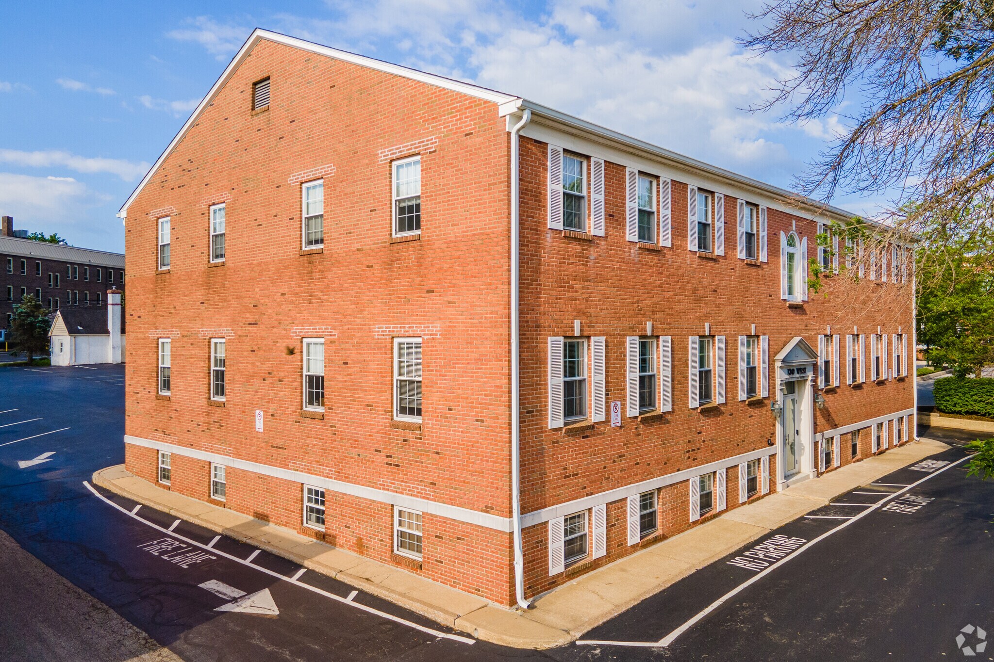 130 W Lancaster Ave Wayne, PA 19087 Office Property for Lease on