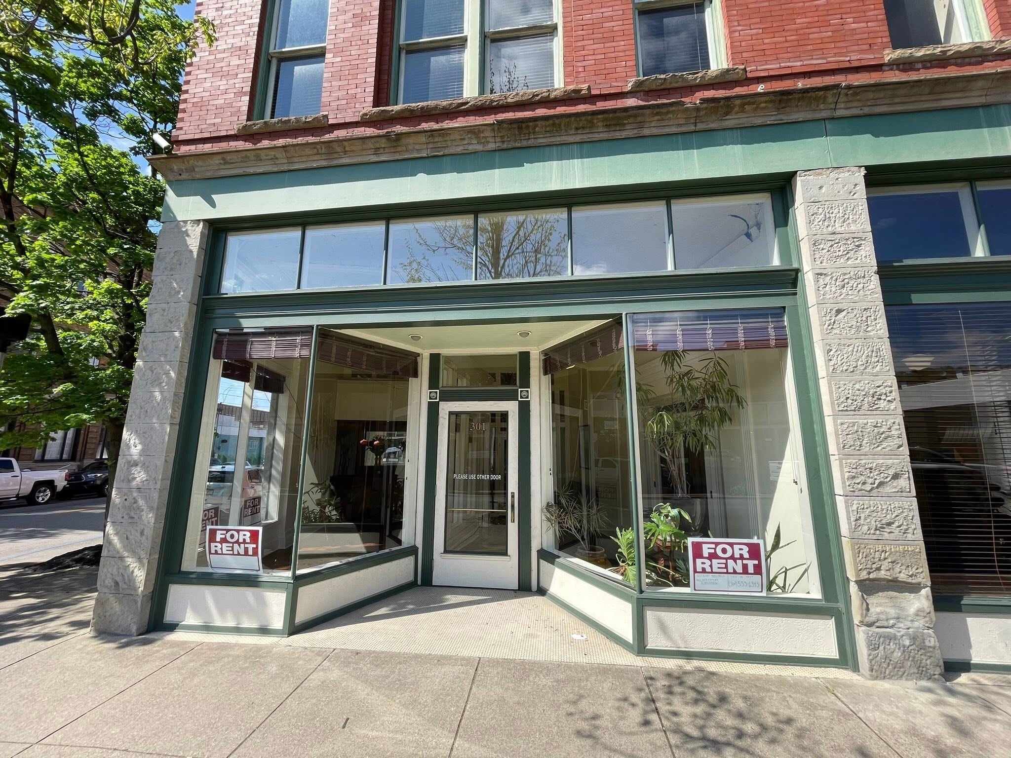 301 Washington St W, Charleston, WV for Rent