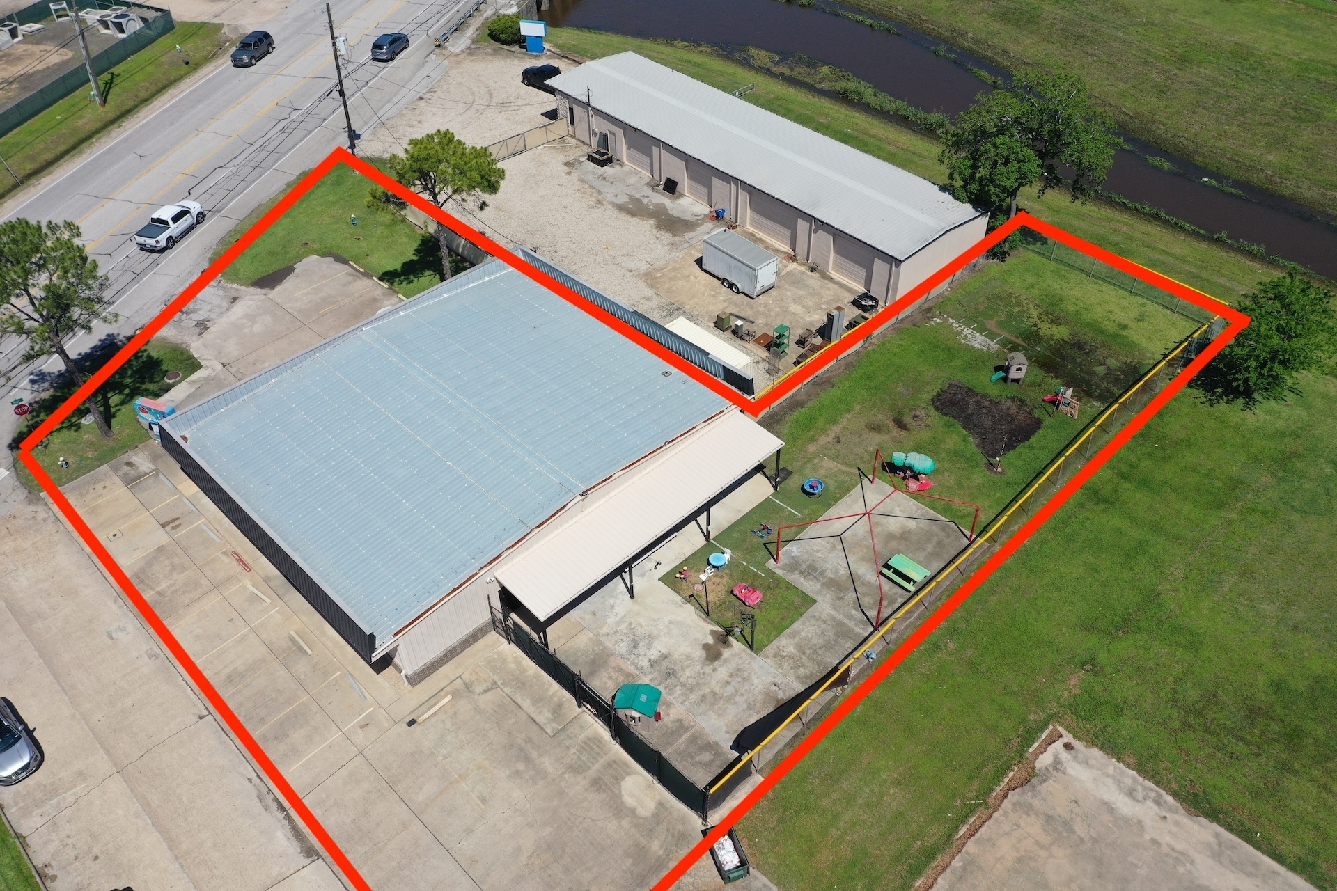 3111 S Main St, Pearland, TX for Sale