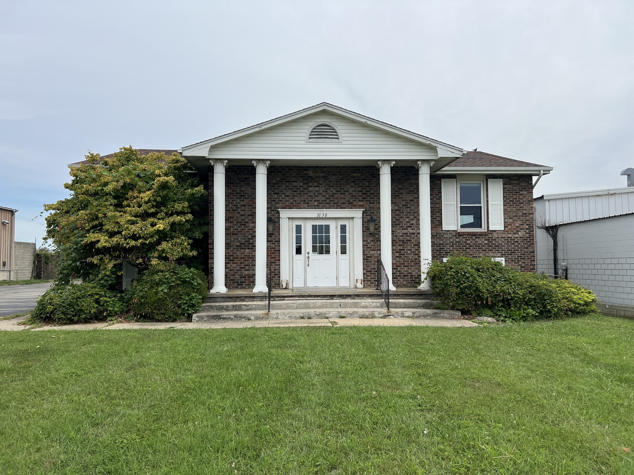 3130 N Woodford St, Decatur, IL for Rent