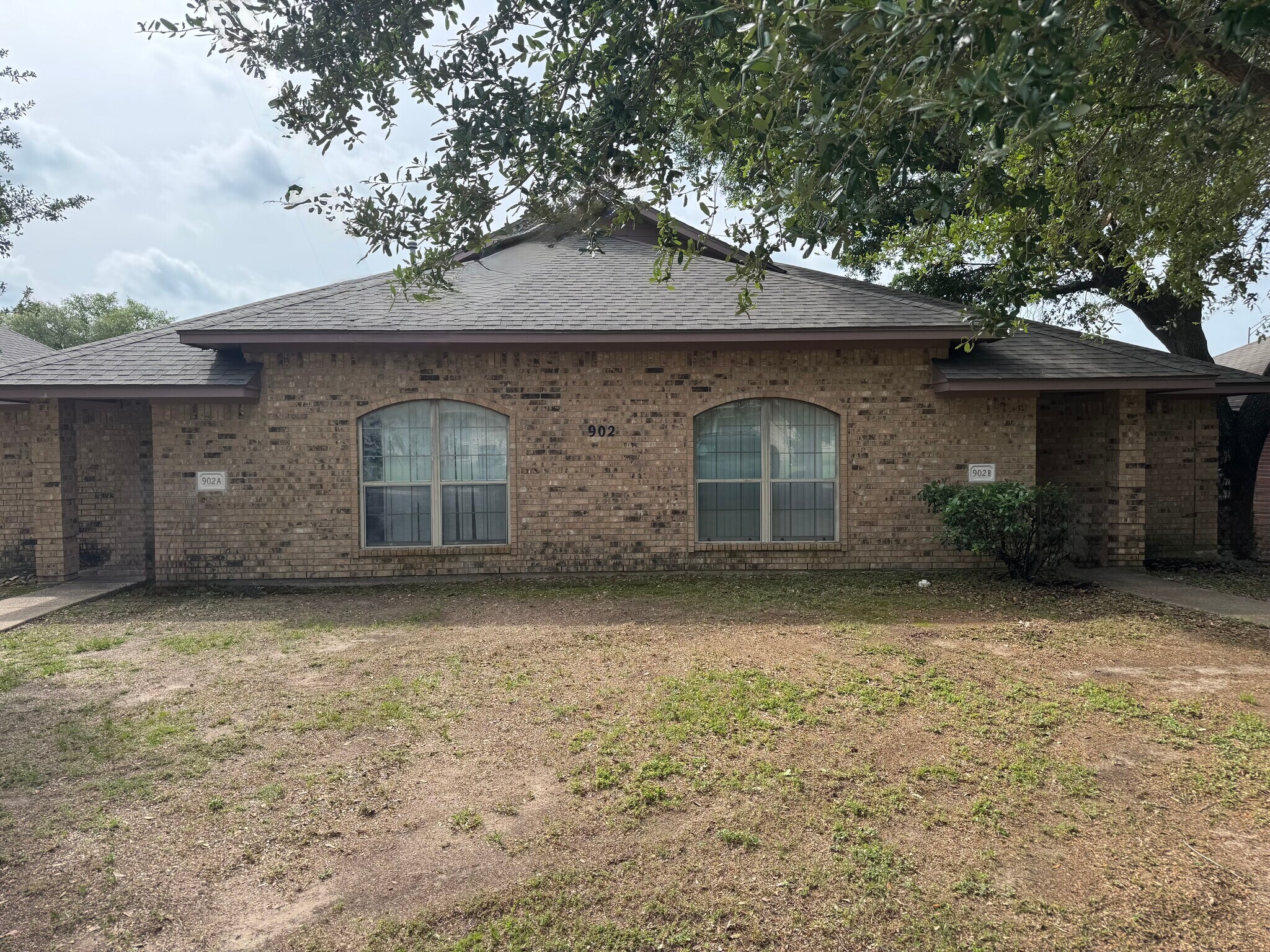 902 Azalea Ct, College Station, TX for Sale