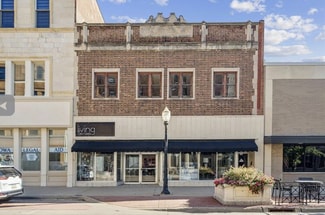 Dubuque, IA Retail - 730 Main St