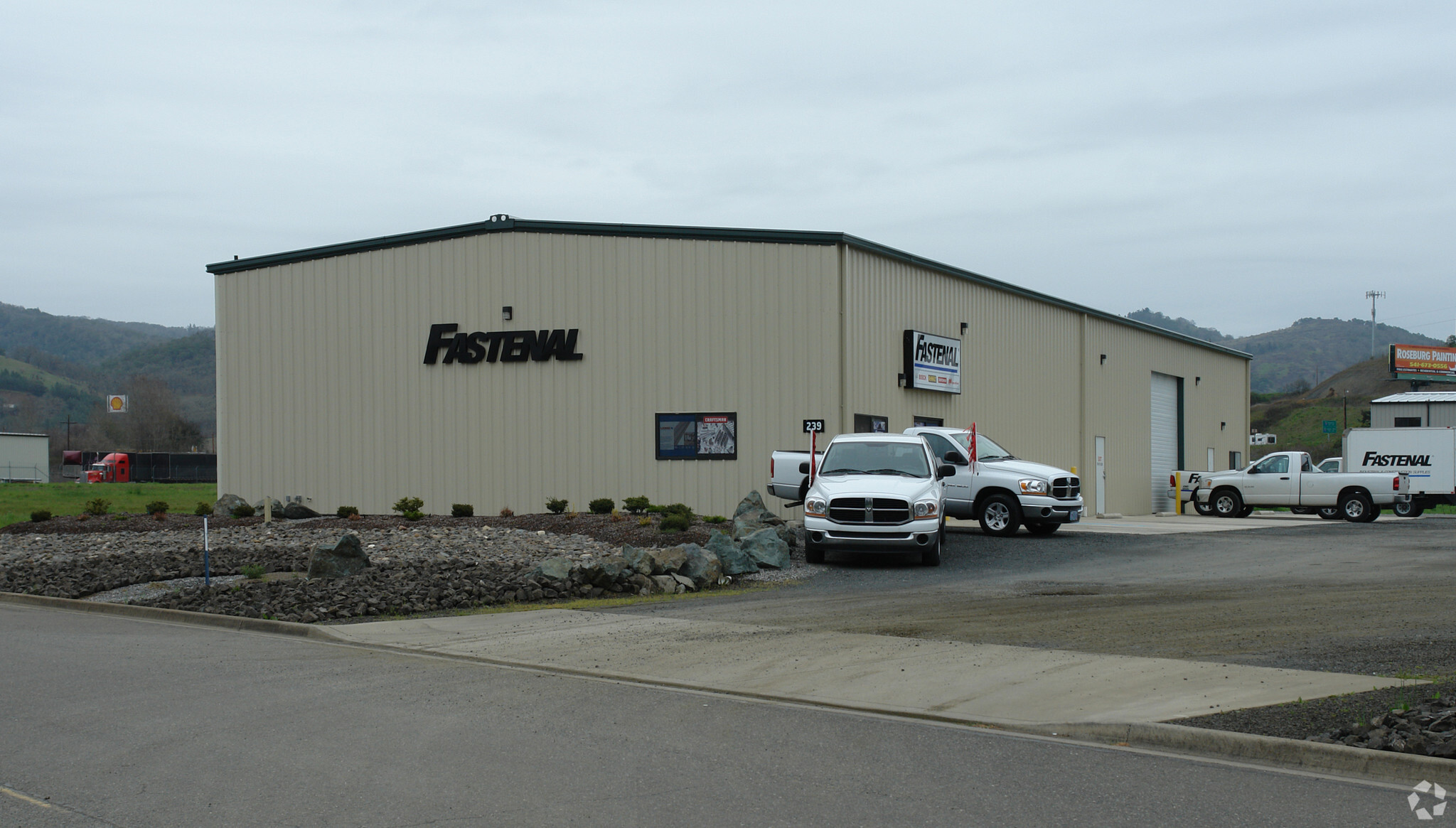 239 Industrial Dr, Roseburg, OR for Rent