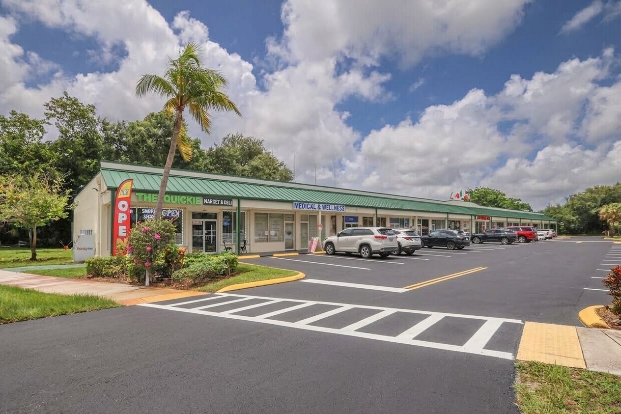 7601-7625 Davie Road Ext, Hollywood, FL for Rent