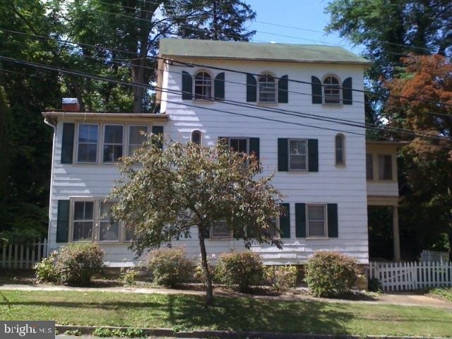 304 W German St S, Shepherdstown, WV for Sale