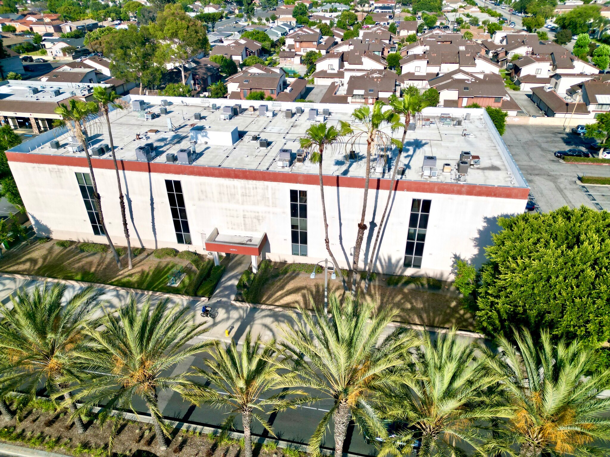 16660 Paramount Blvd, Paramount, CA for Rent