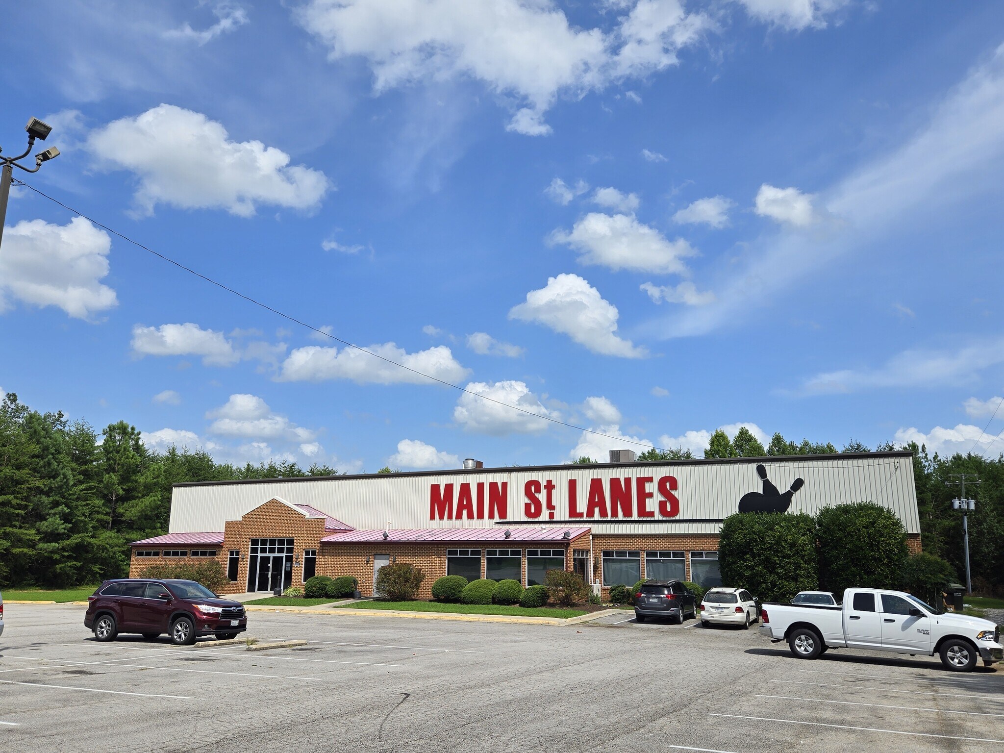 2006 S Main St, Farmville, VA for Sale