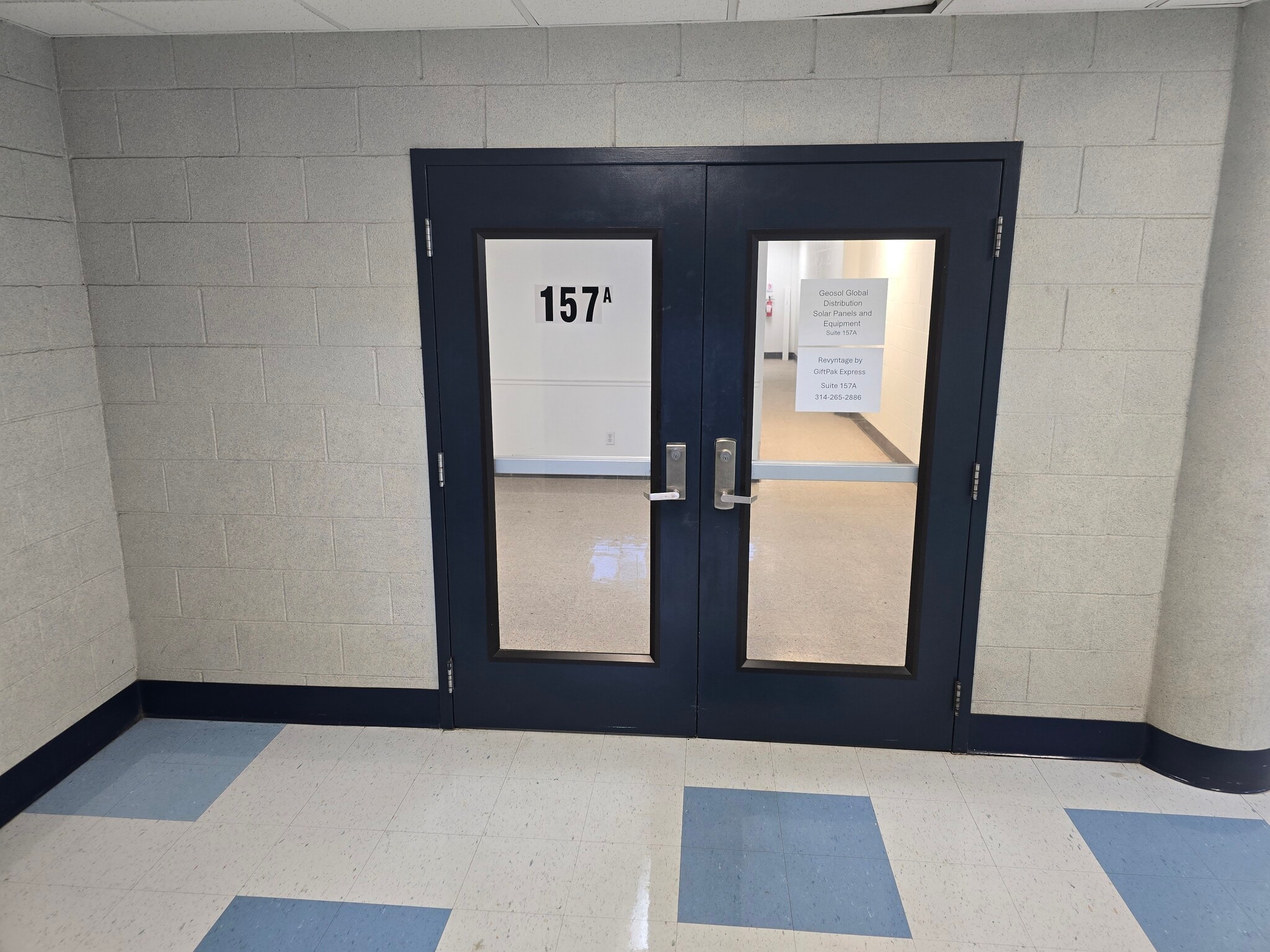 157 Concord Plaza Shopping Ctr, Saint Louis, MO for Rent