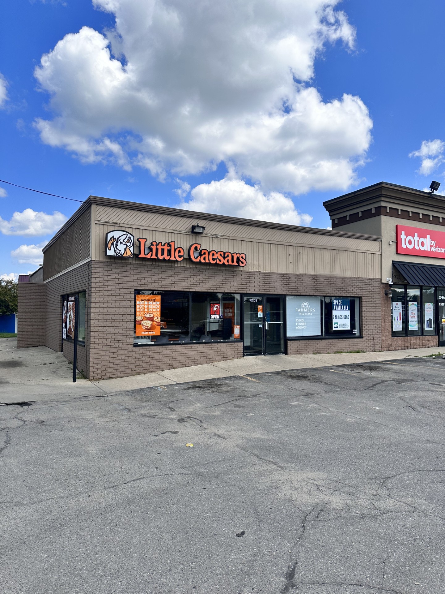 15203 N Holly Rd, Holly, MI for Sale