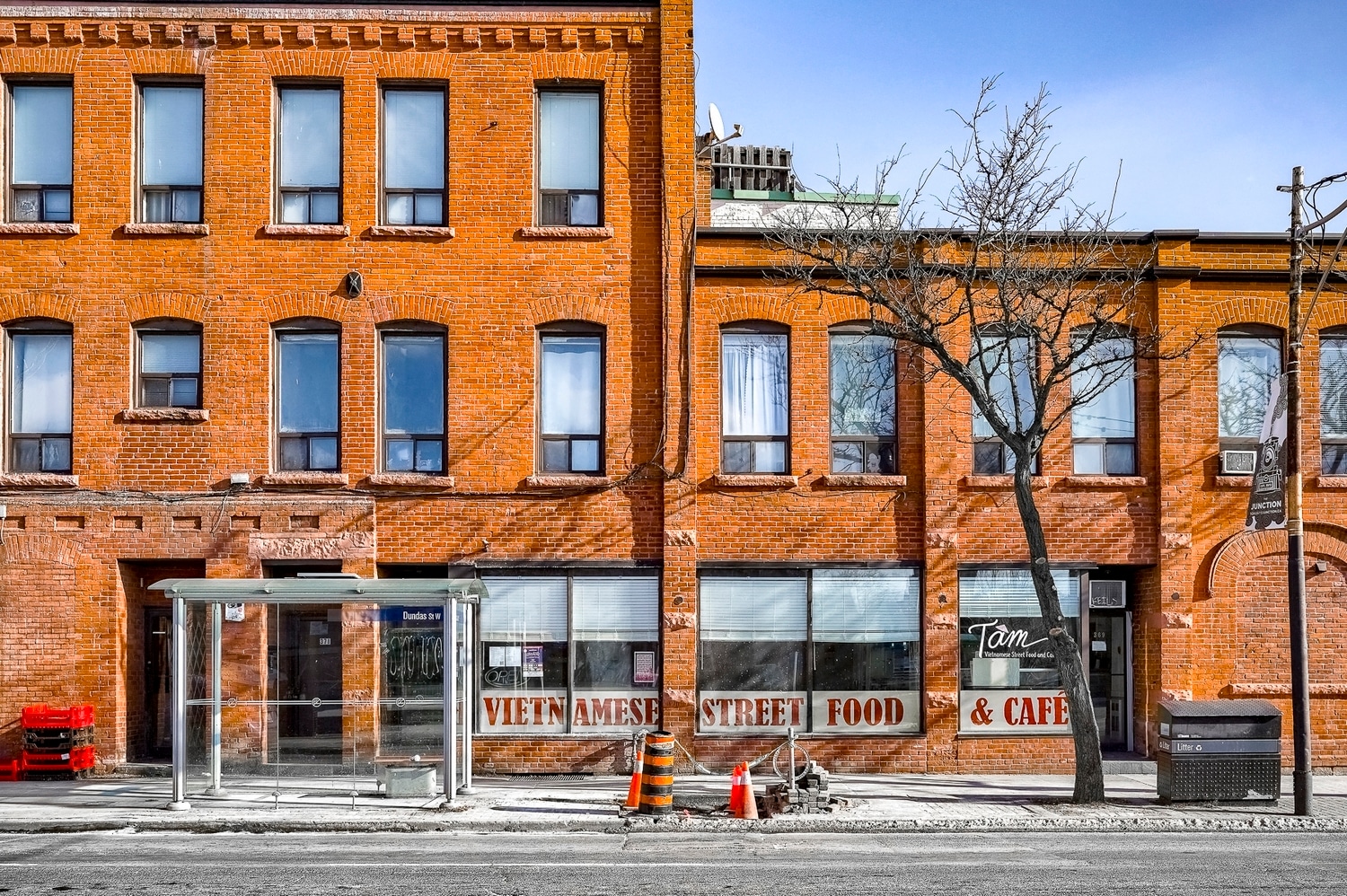 369 Keele St, Toronto, ON for Rent
