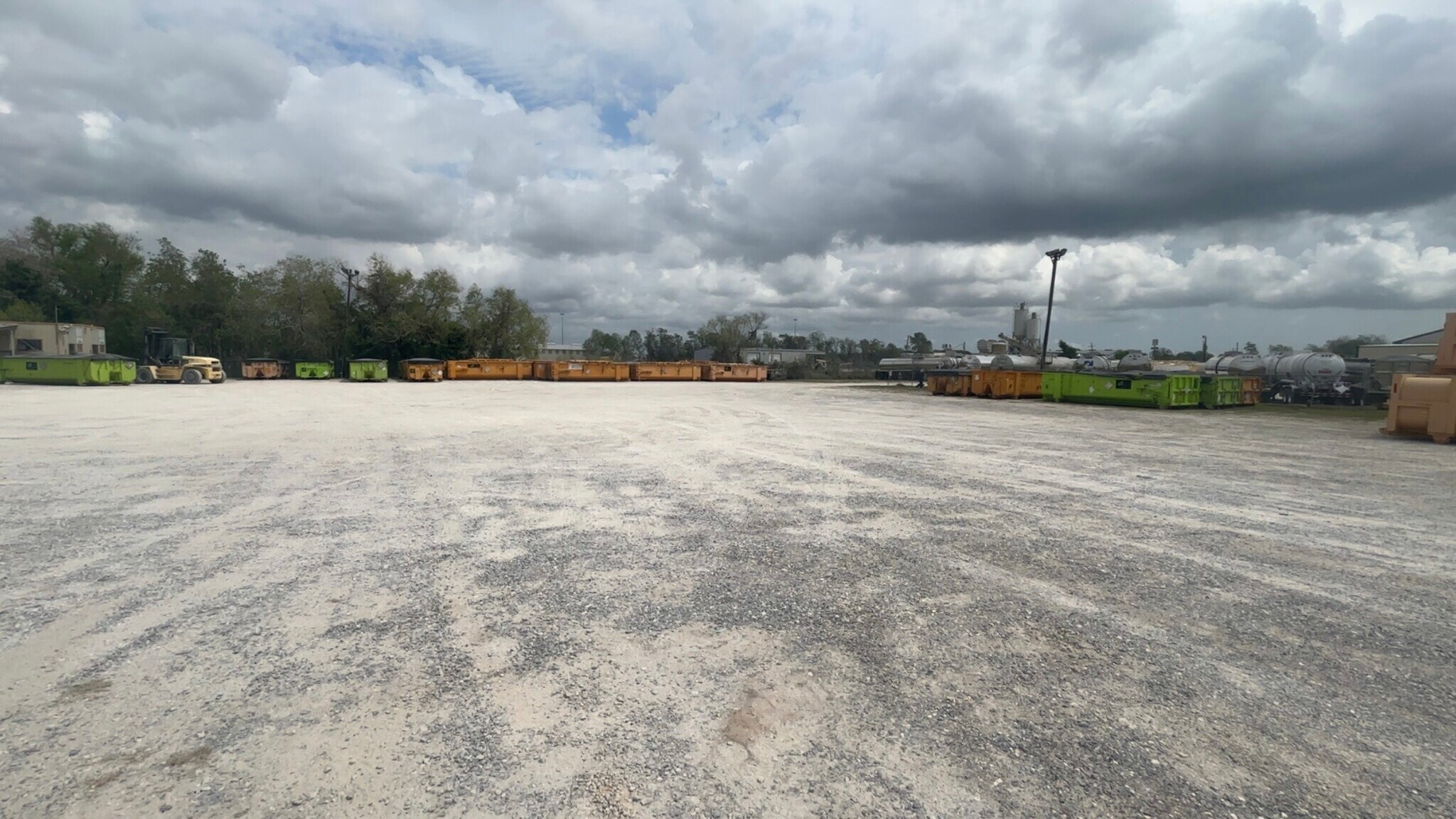 4634 Hodgson rd, Nederland, TX for Rent