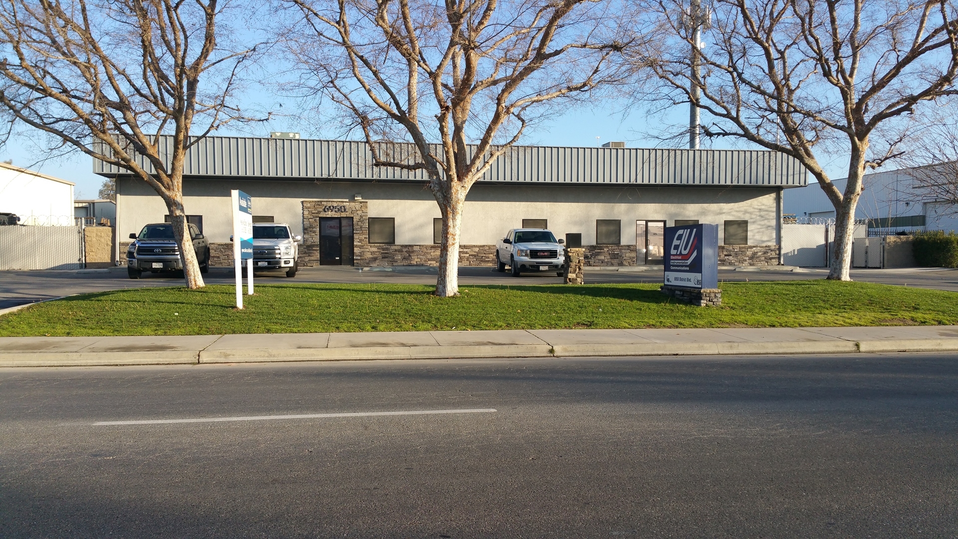 6950 District Blvd, Bakersfield, CA for Sale