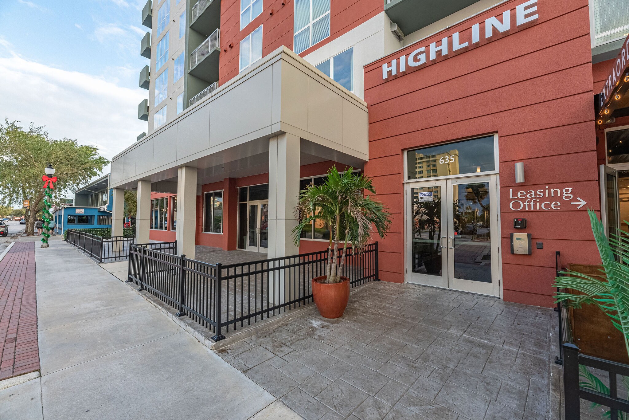 635 E New Haven Ave Melbourne, FL 32901 Retail Property for Lease on
