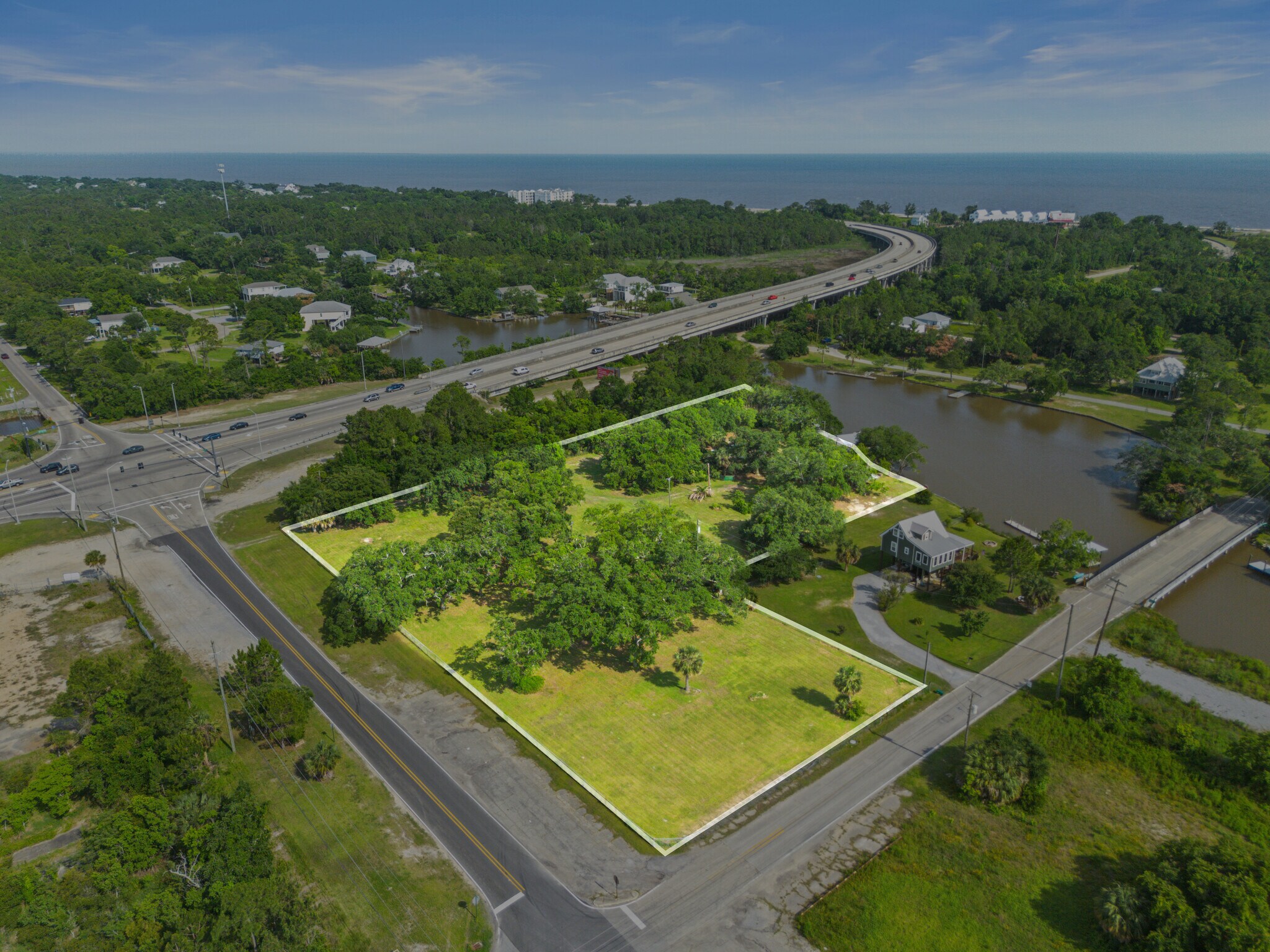 120-124 Bayview Ave, Pass Christian, MS for Sale