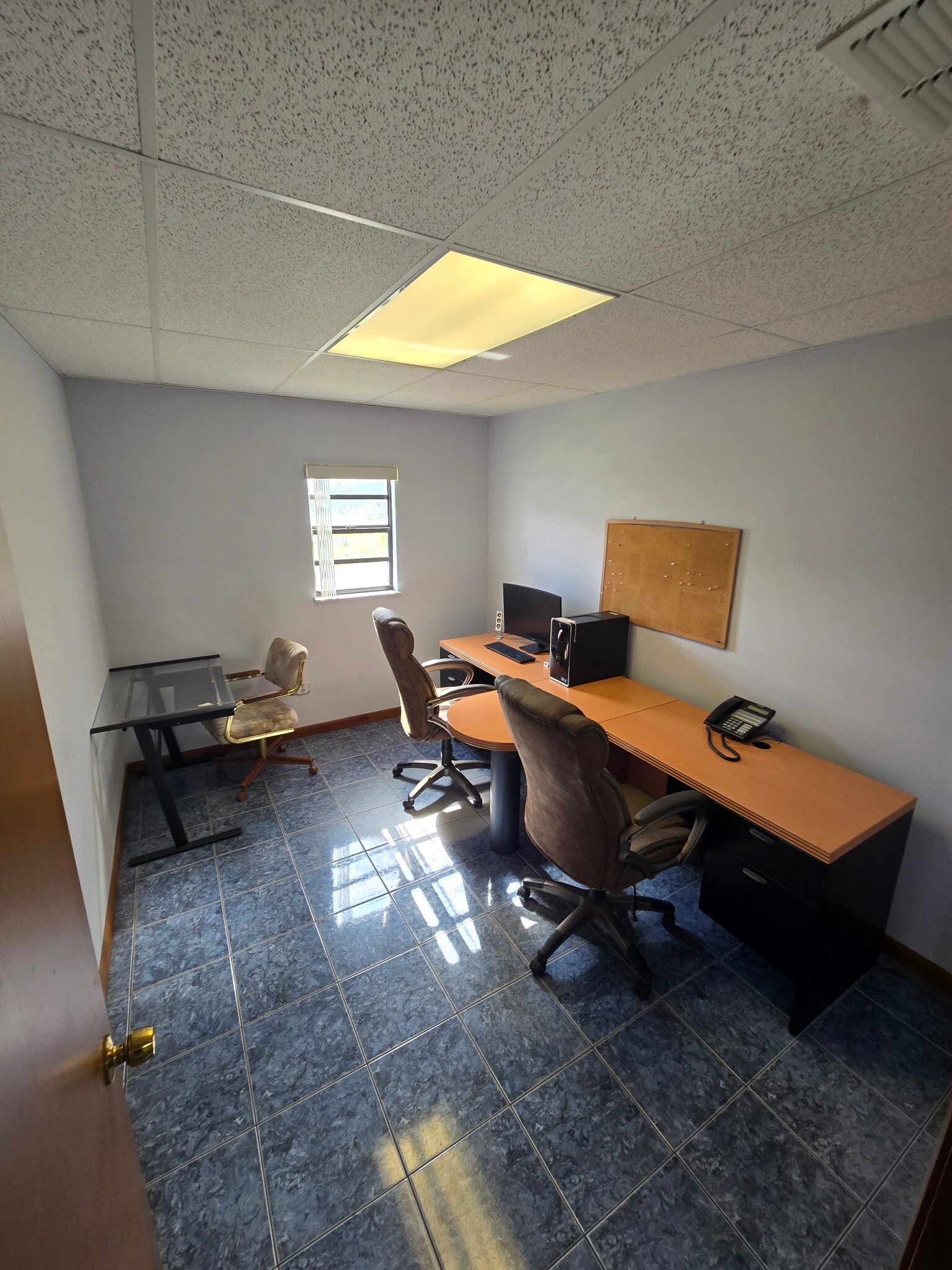 Office S, Tarpon Springs, FL for Rent