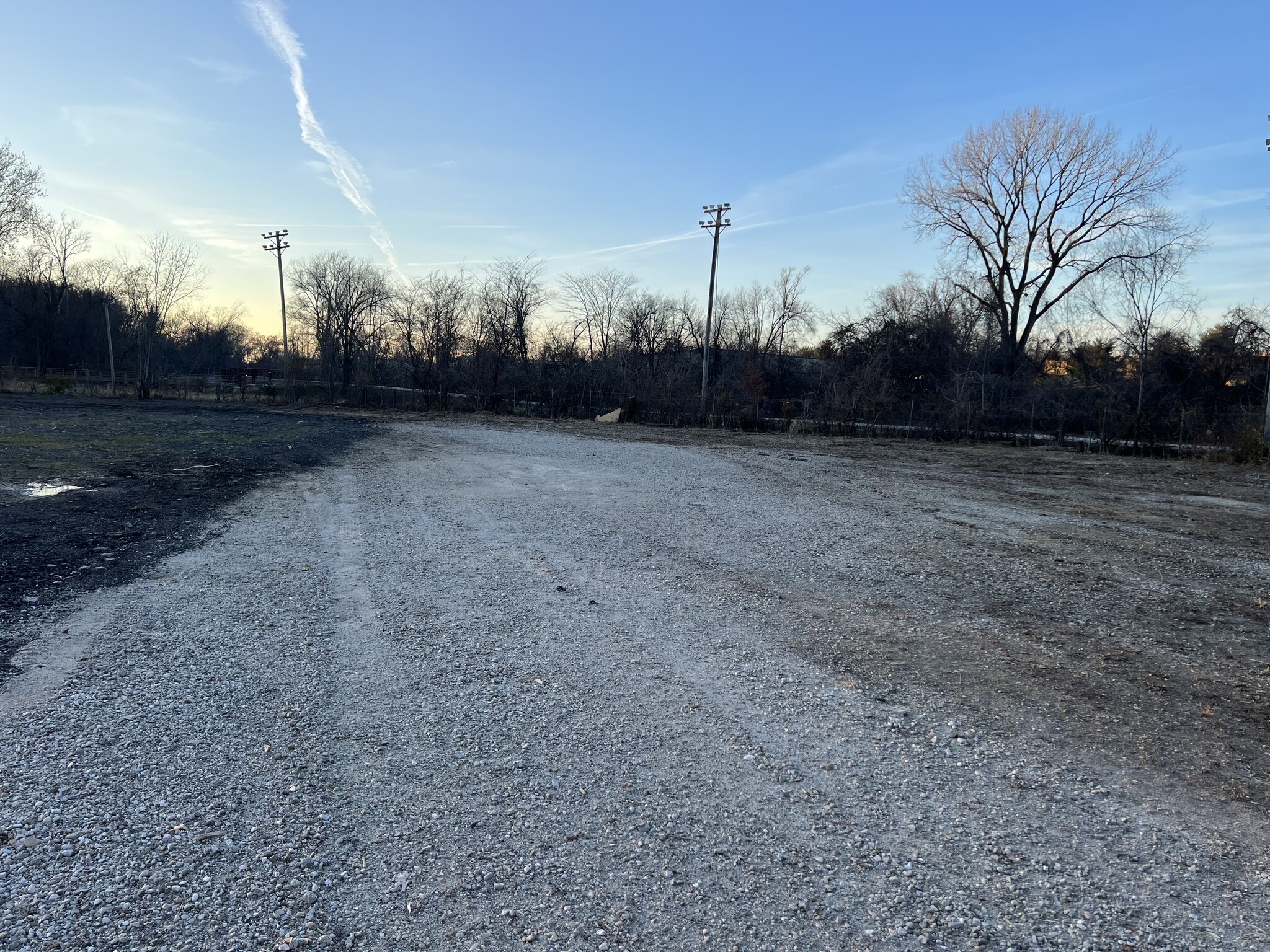 2221 24th Lot B St, Quincy, IL for Rent