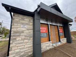 Strathroy, ON Office/Retail - 29 Caradoc Rd