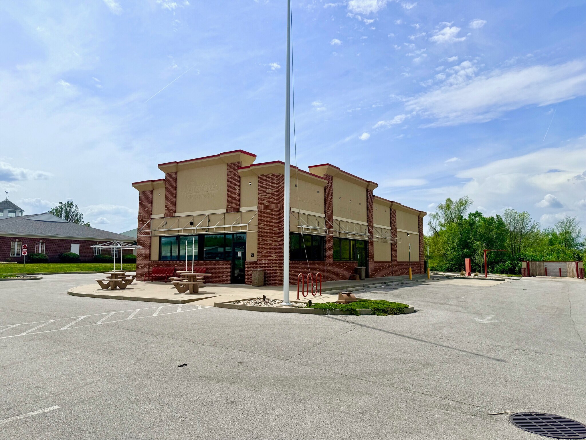 500 N Giant City Rd, Carbondale, IL for Sale