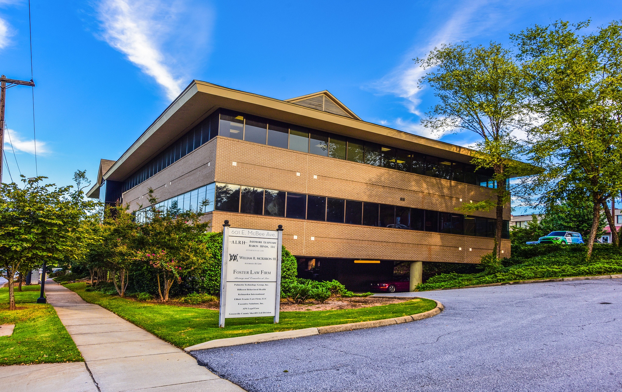 601 E McBee Ave, Greenville, SC for Rent