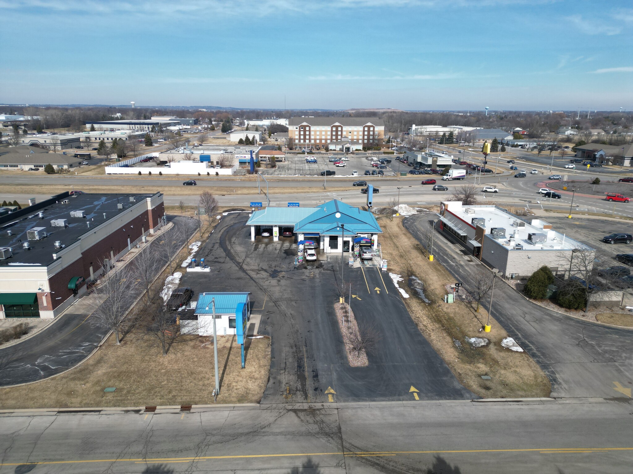 W3176 Van Roy Rd, Appleton, WI for Sale