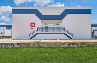Dallas, TX Industrial - 2570 W Commerce St