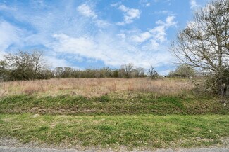 Friendswood, TX Commercial Land - 101 Westfield Ln