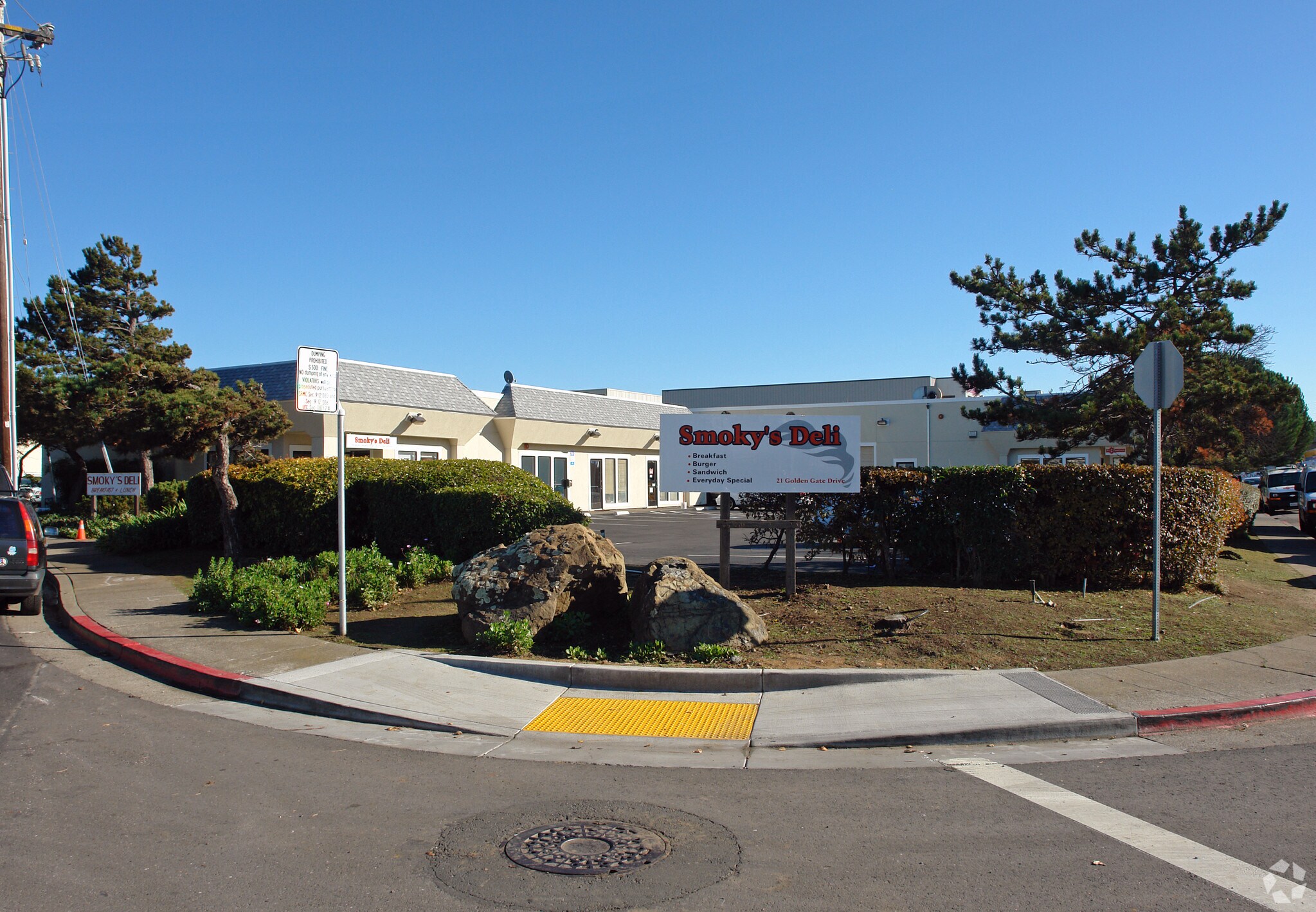 21 Golden Gate Dr, San Rafael, CA for Rent