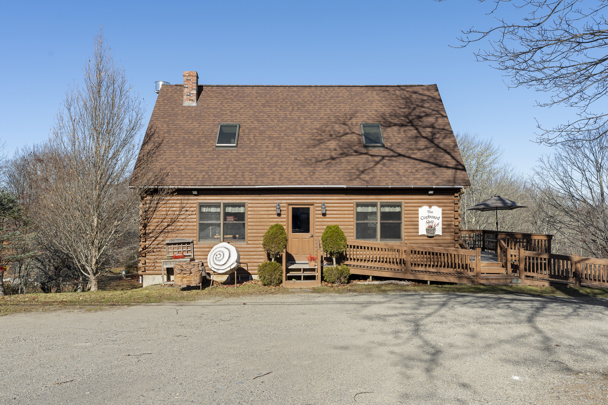 137 Huddle Rd, New Harbor, ME for Sale