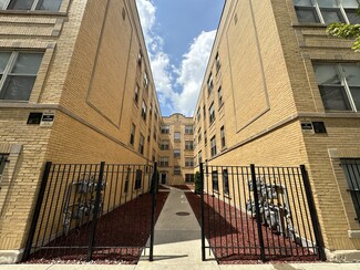 Chicago, IL Apartments - 4200 W Roosevelt Rd
