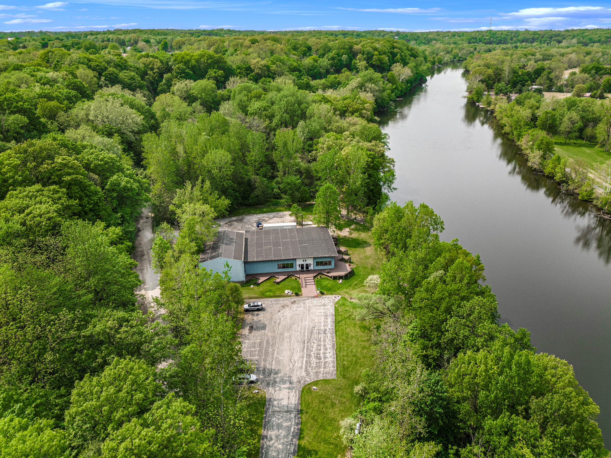 15437 N Red Bud Trl, Buchanan, MI for Sale