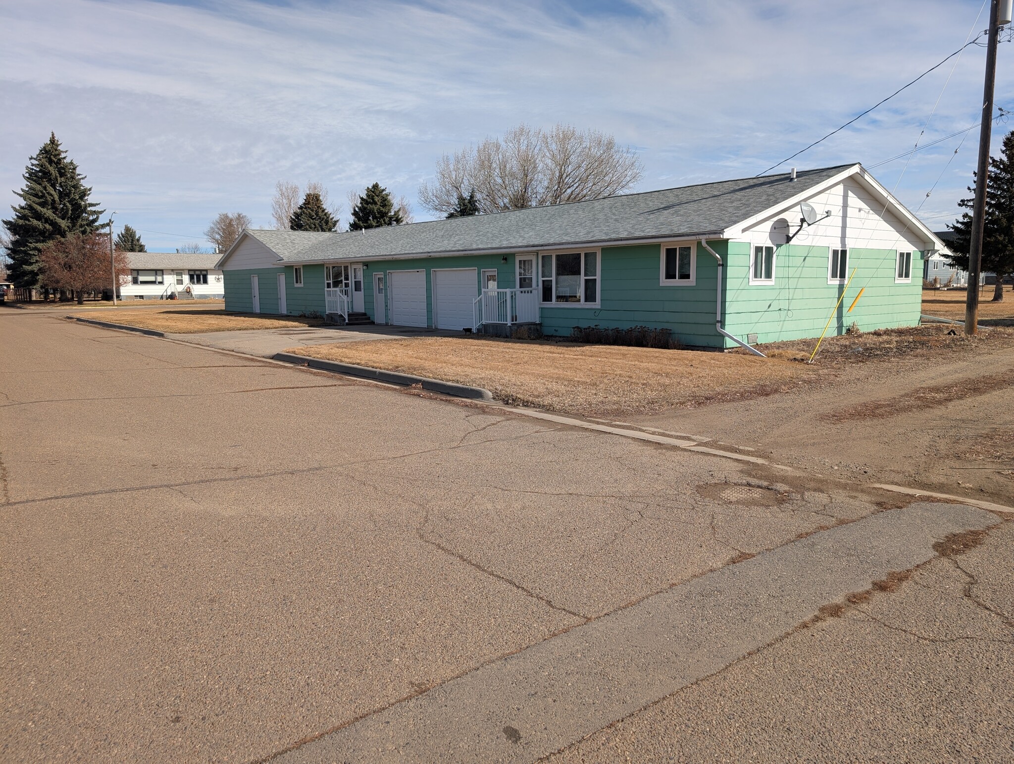 702 S 3rd St E, Malta, MT for Sale