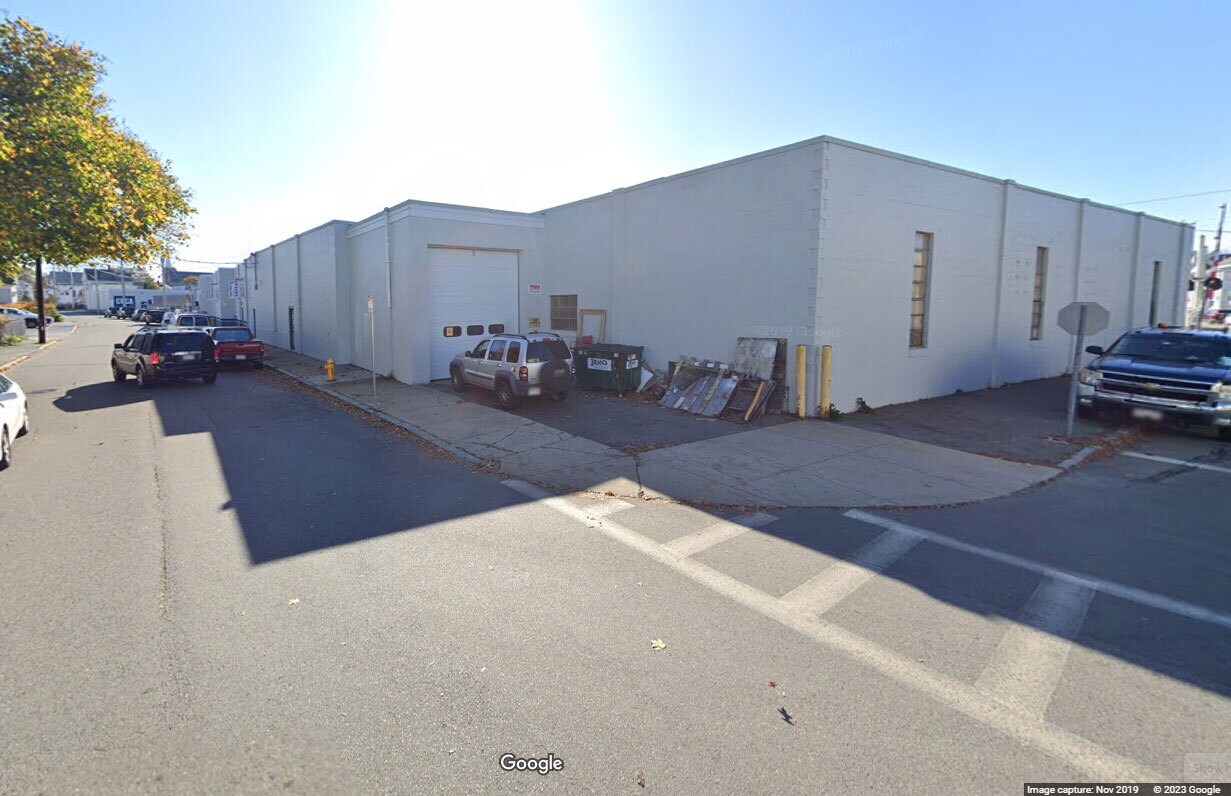 18 Sargent St Gloucester, MA 01930 Industrial Property for Sale on