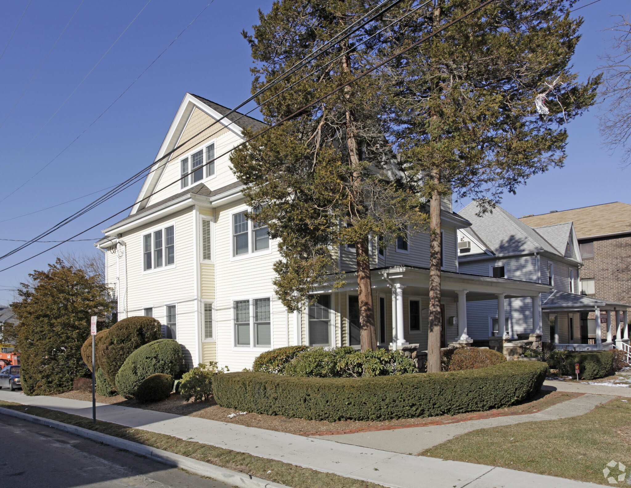 1458 Bedford St, Stamford, CT for Rent