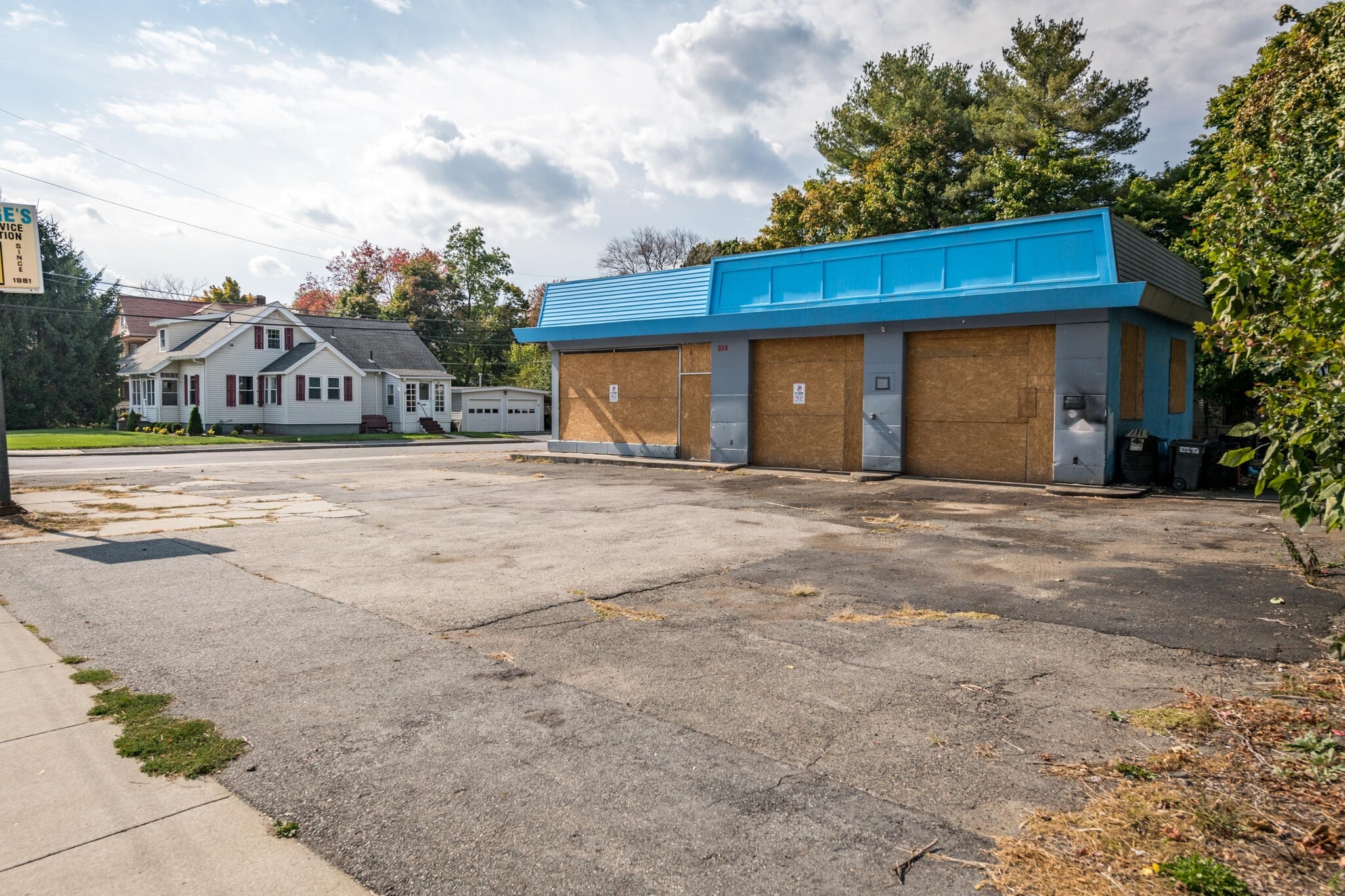 472 Concord St, Framingham, MA for Sale