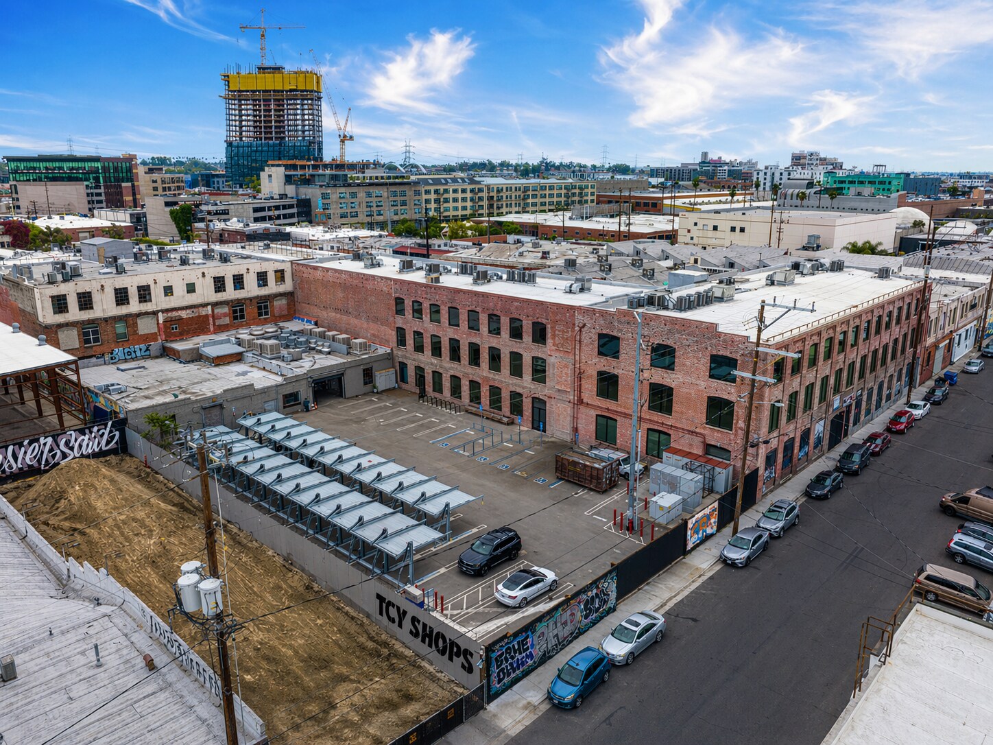440 Seaton St, Los Angeles, CA for Rent