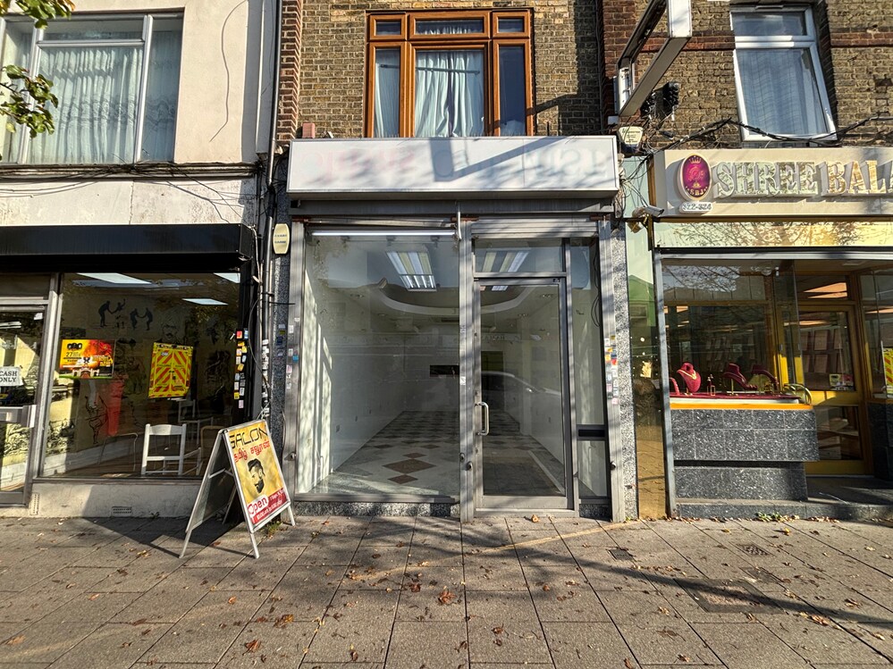 320-326 London Rd, Croydon, LND for Rent