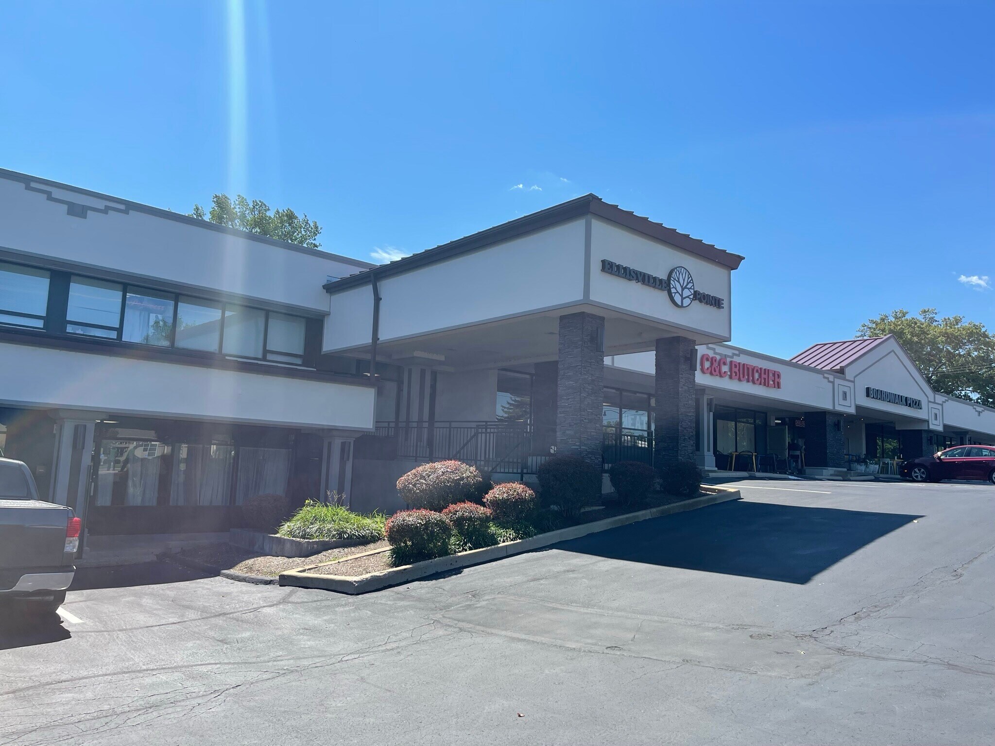 15620-15648 Manchester Rd, Ellisville, MO for Rent