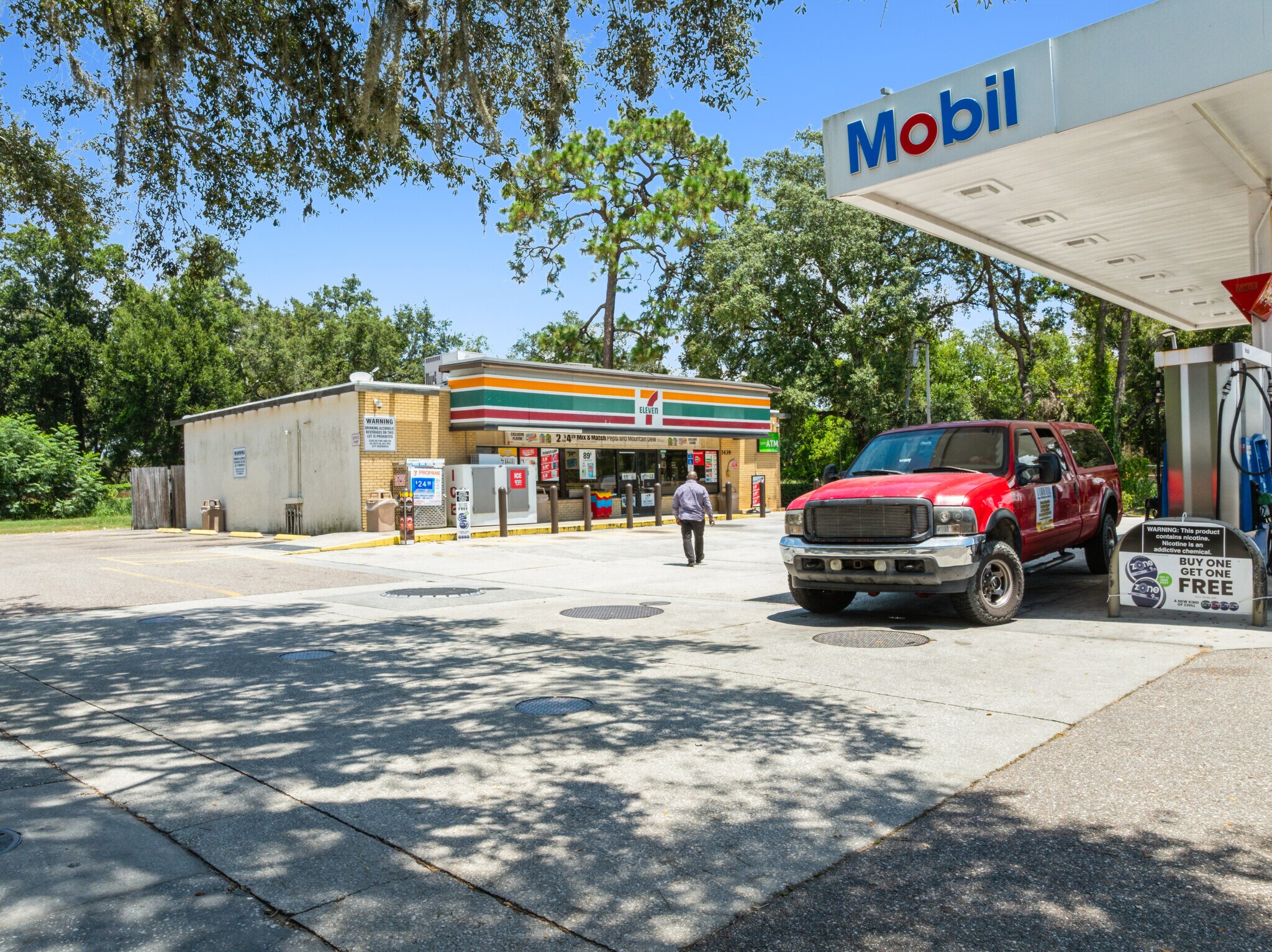 1439 W Orange Blossom Trl, Apopka, FL for Sale