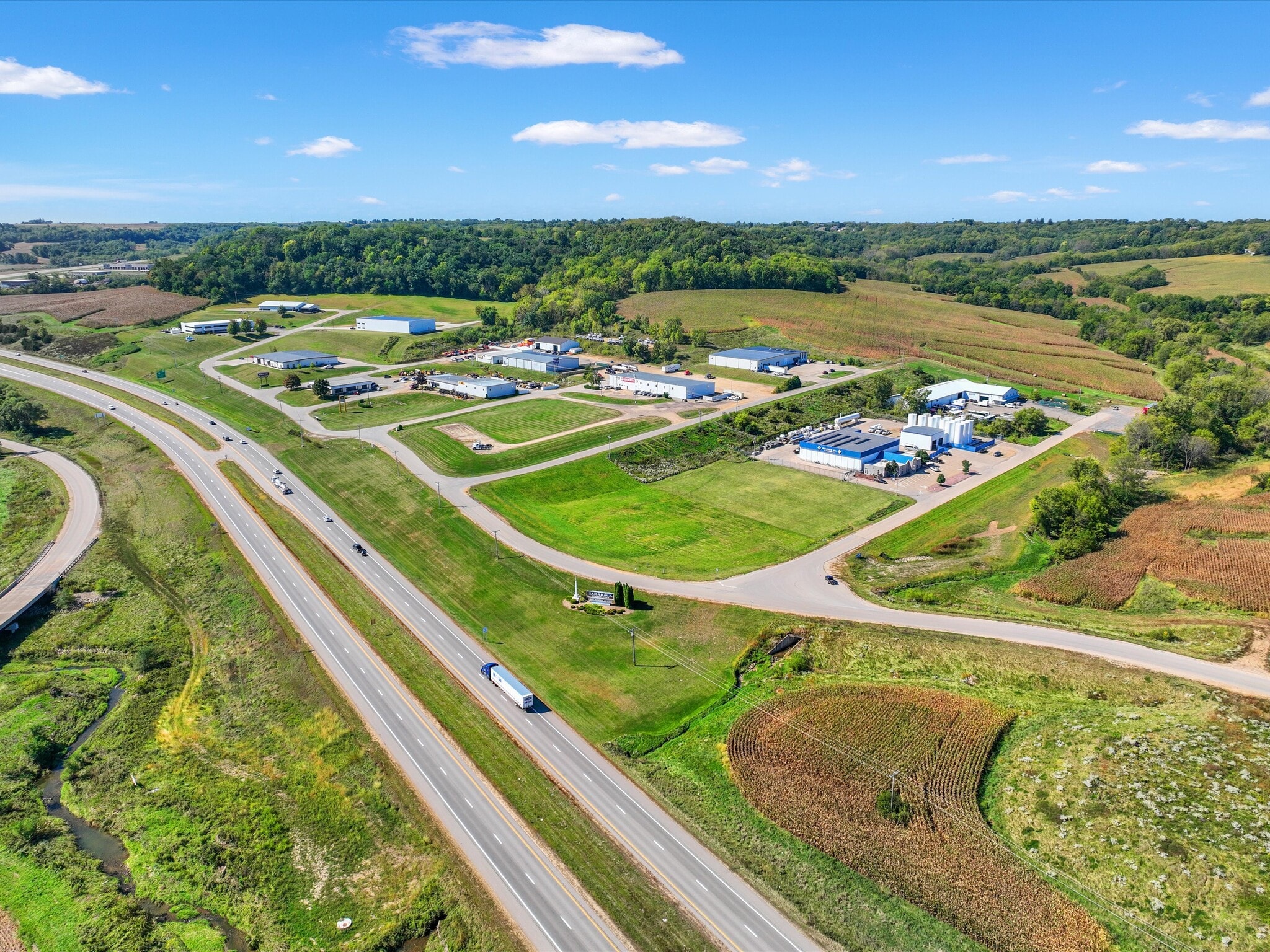 10496 Ironwood Dr, Dubuque, IA for Sale