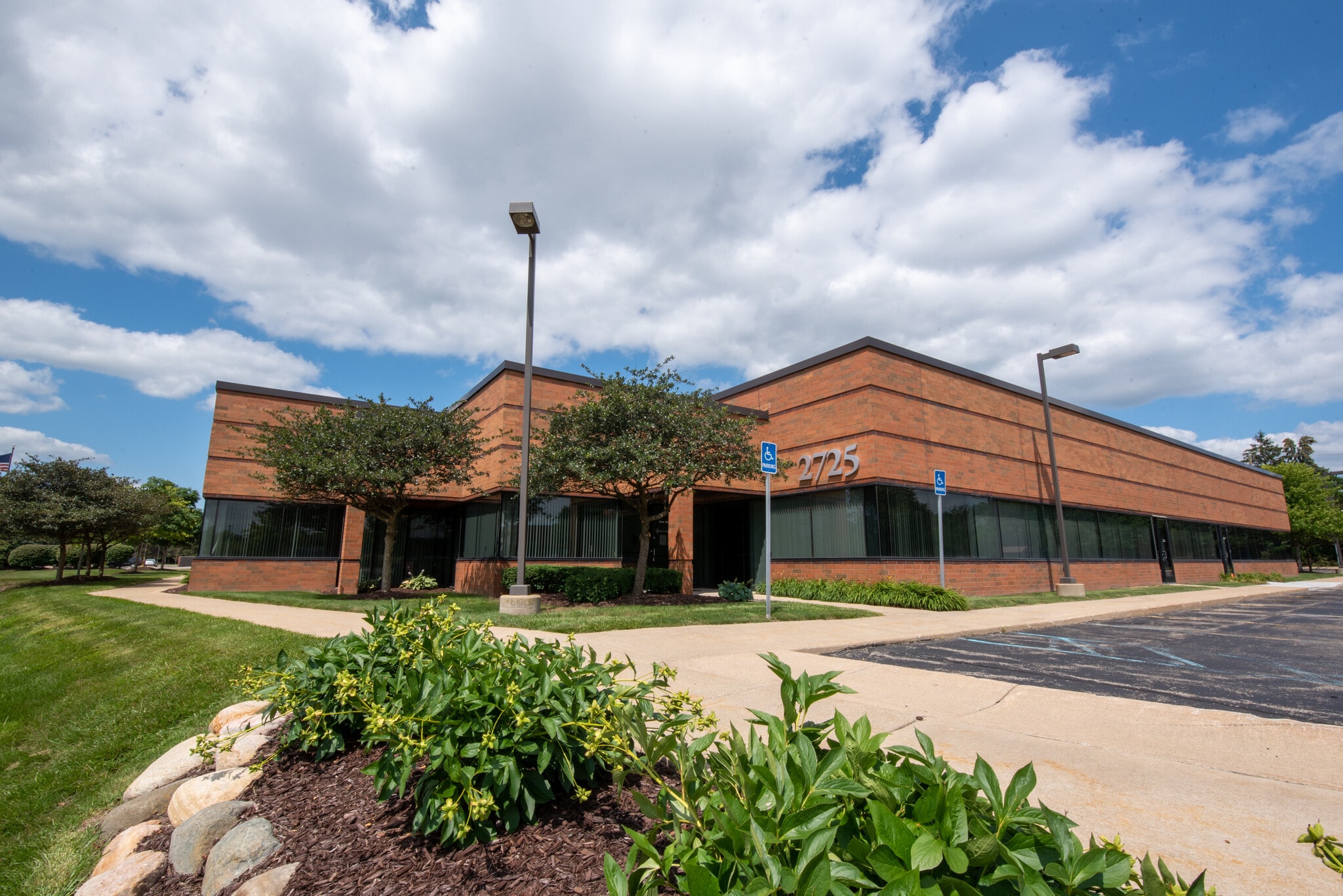 2725 S Industrial Hwy, Ann Arbor, MI for Rent