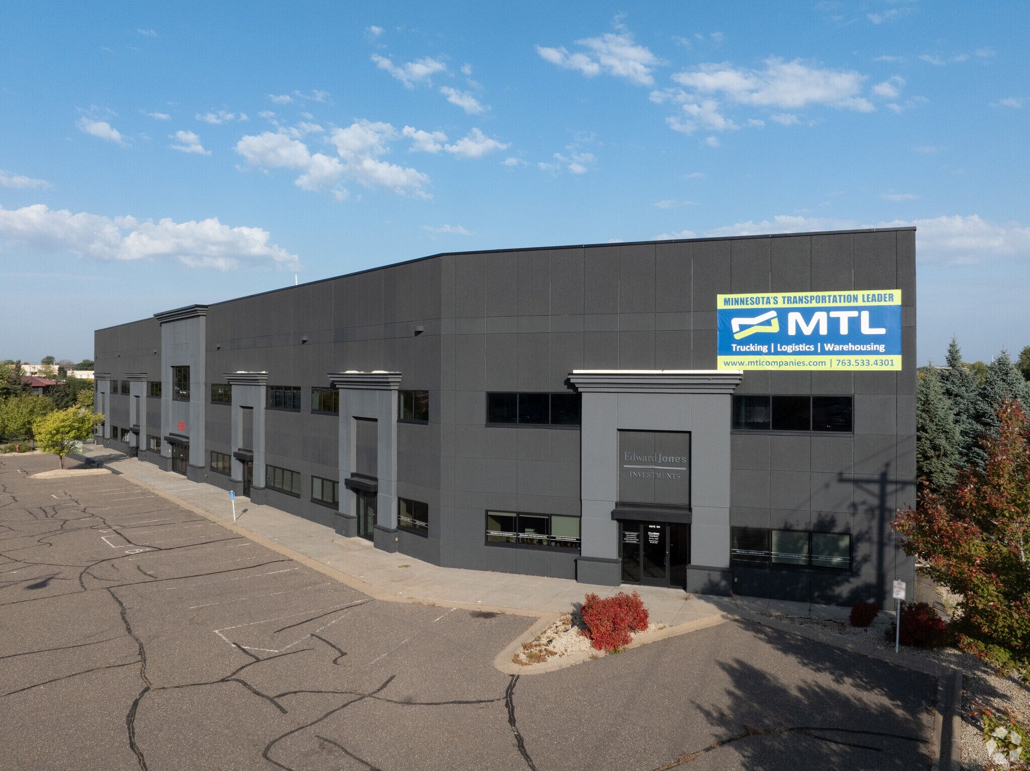 9100 85th Ave N, Brooklyn Park, MN for Sale