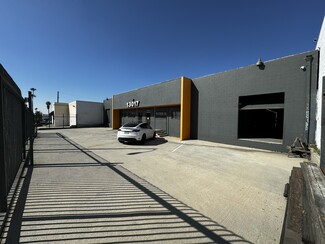 Los Angeles, CA Warehouse - 13017 S Broadway